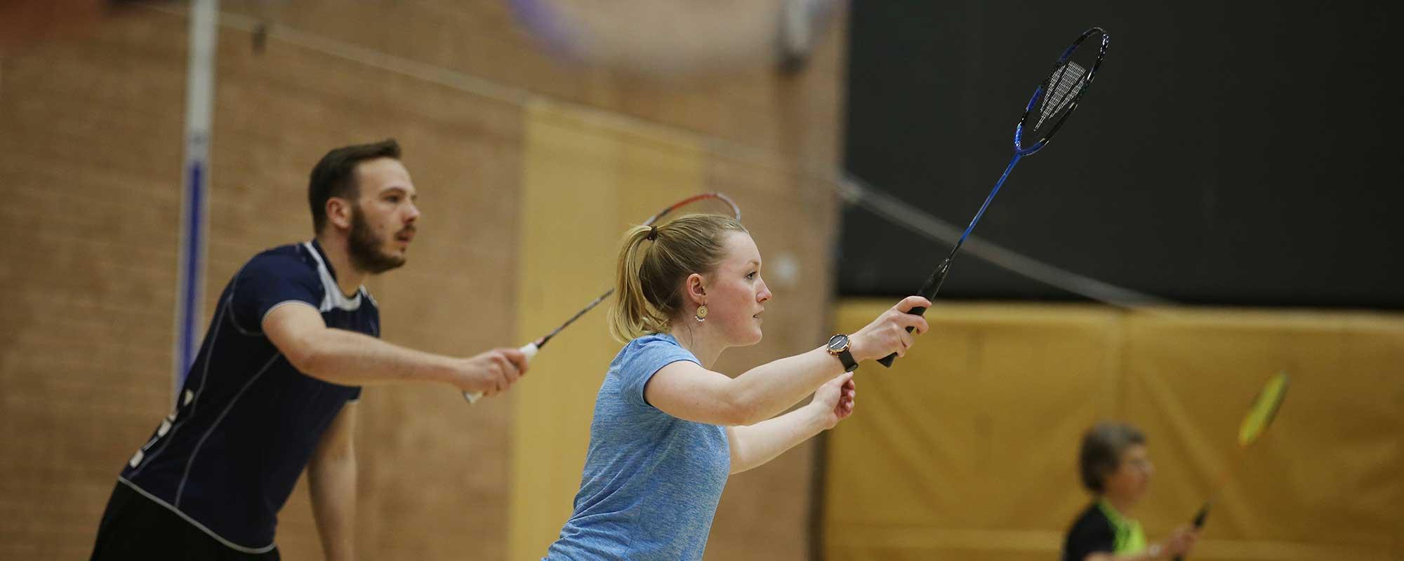 Badminton