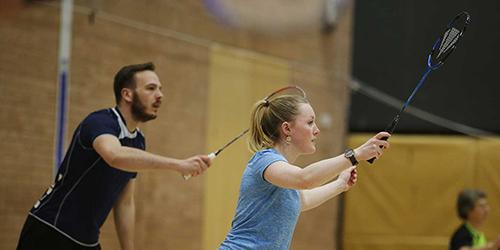 Badminton